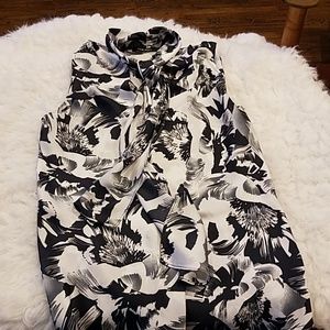 (M) Nine West Sleeveless Dress Top W/Pretty Tie